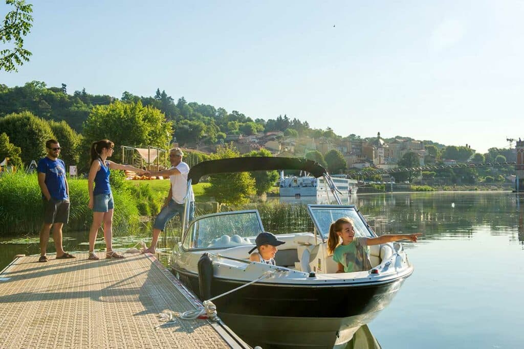 Inzeboat - Loisirs Beaujolais navigation bateau